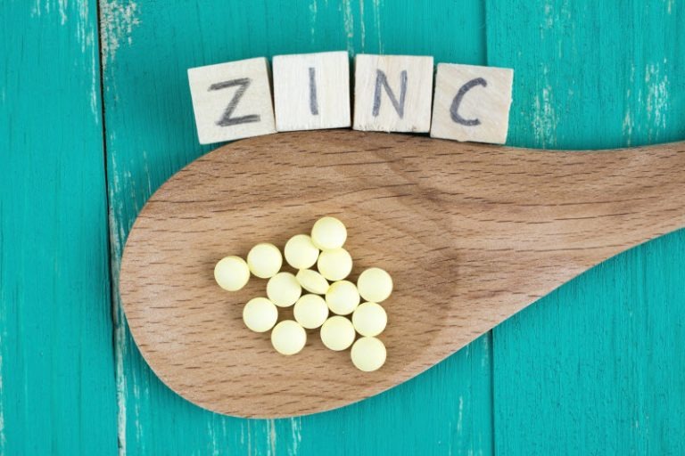 Como identificar a Falta de Zinco no Organismo. A sua deficiência é um problema de saúde e pode levar a complicações graves.