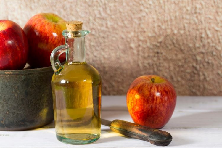 6 Benefícios Surpreendentes do Vinagre de Sidra. combiná-lo com uma dieta equilibrada e hábitos saudáveis para potencializar seus efeitos.