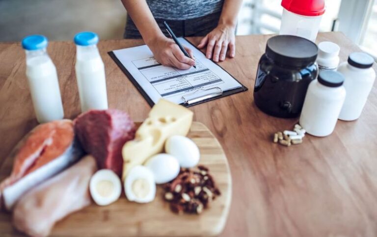 Erros Comuns na Combinação de Dieta e Suplementos. Evitar os erros comuns na combinação de dieta e suplementos é fundamental