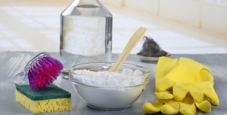 Adicionar Sal à Esponja do Prato