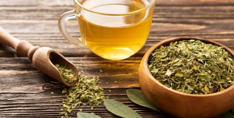 Chá de Orégano: Uma Bebida Poderosa é uma bebida natural e saudável. Ele pode ajudar a melhorar a digestão, aliviar cólicas