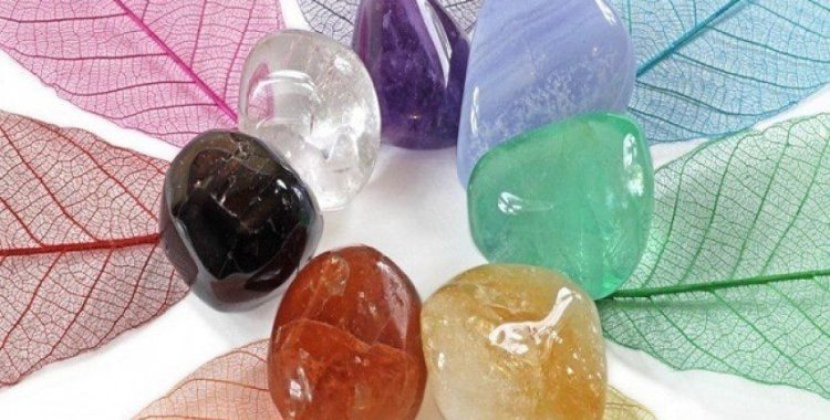 Como as Pedras Podem Influenciar o Ambiente. pedras no lar requer um equilíbrio cuidadoso entre funcionalidade e intenção energética.