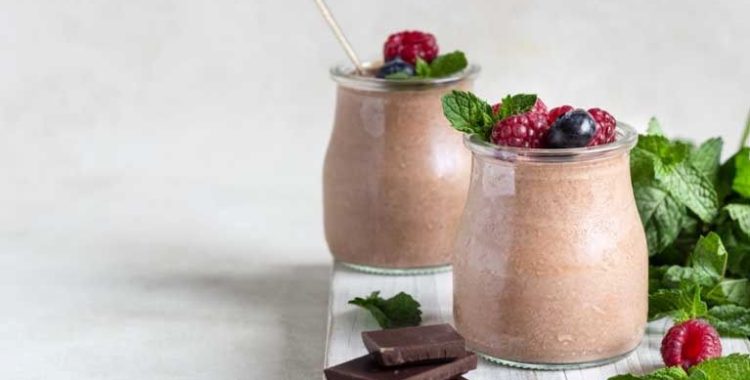 Receita deliciosa e fácil de Overnight de banana, aveia e chocolate