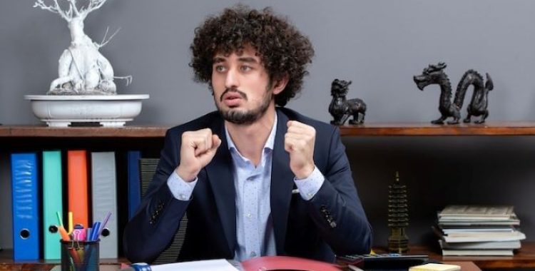 Seu eu superior está tentando contatá-lo