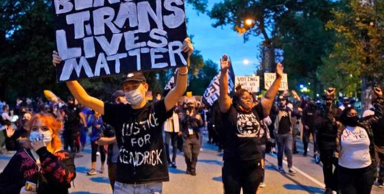 Como Lidar com o "Wokismo" Este artigo pretende explorar os desafios que o "wokismo" apresen